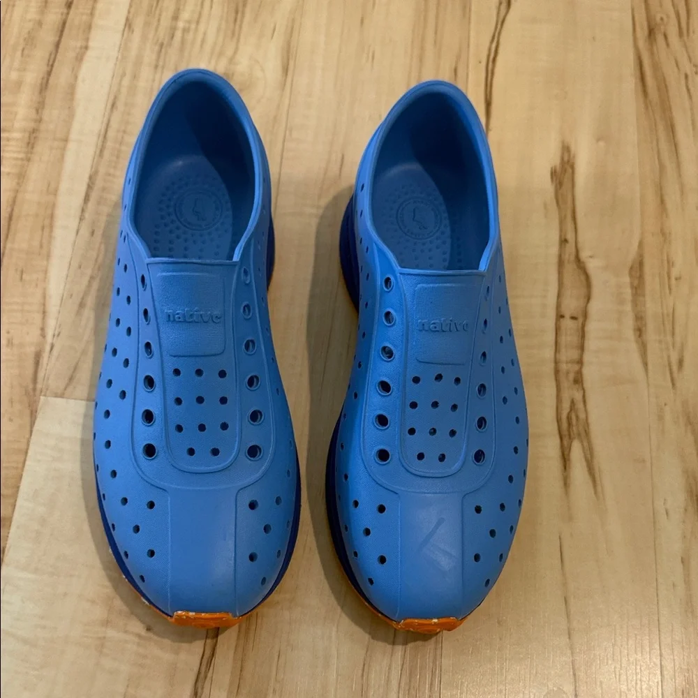 Native Blue Kids Slip-On Water Shoes with Orange Accents